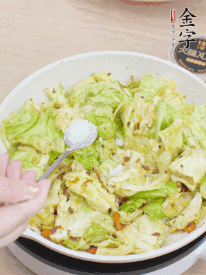 一點鹽、糖調味。